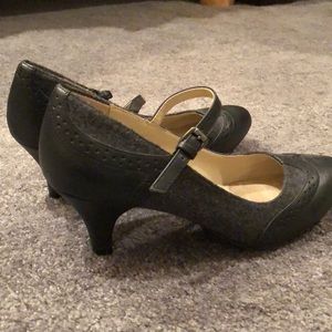 Brand new heals!